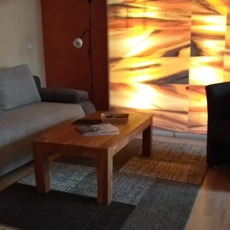 Malu Hundefreundliche Mit Fruehstueck Ab 6 Uhr ファームステイ *